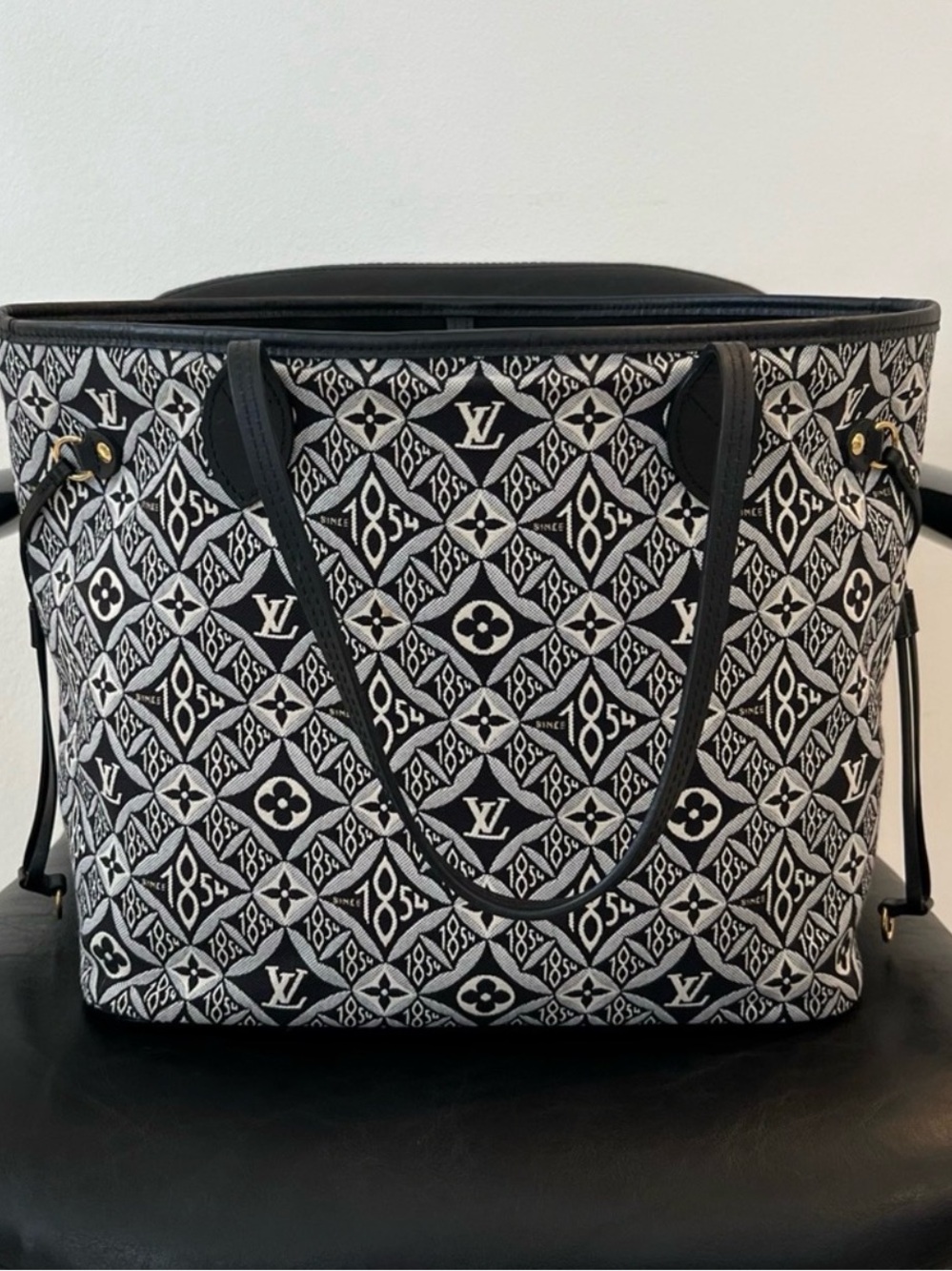 Louis Vuitton Neverfull MM Jacquard Since 1854 Tote with Pouch - Picture 2 of 12